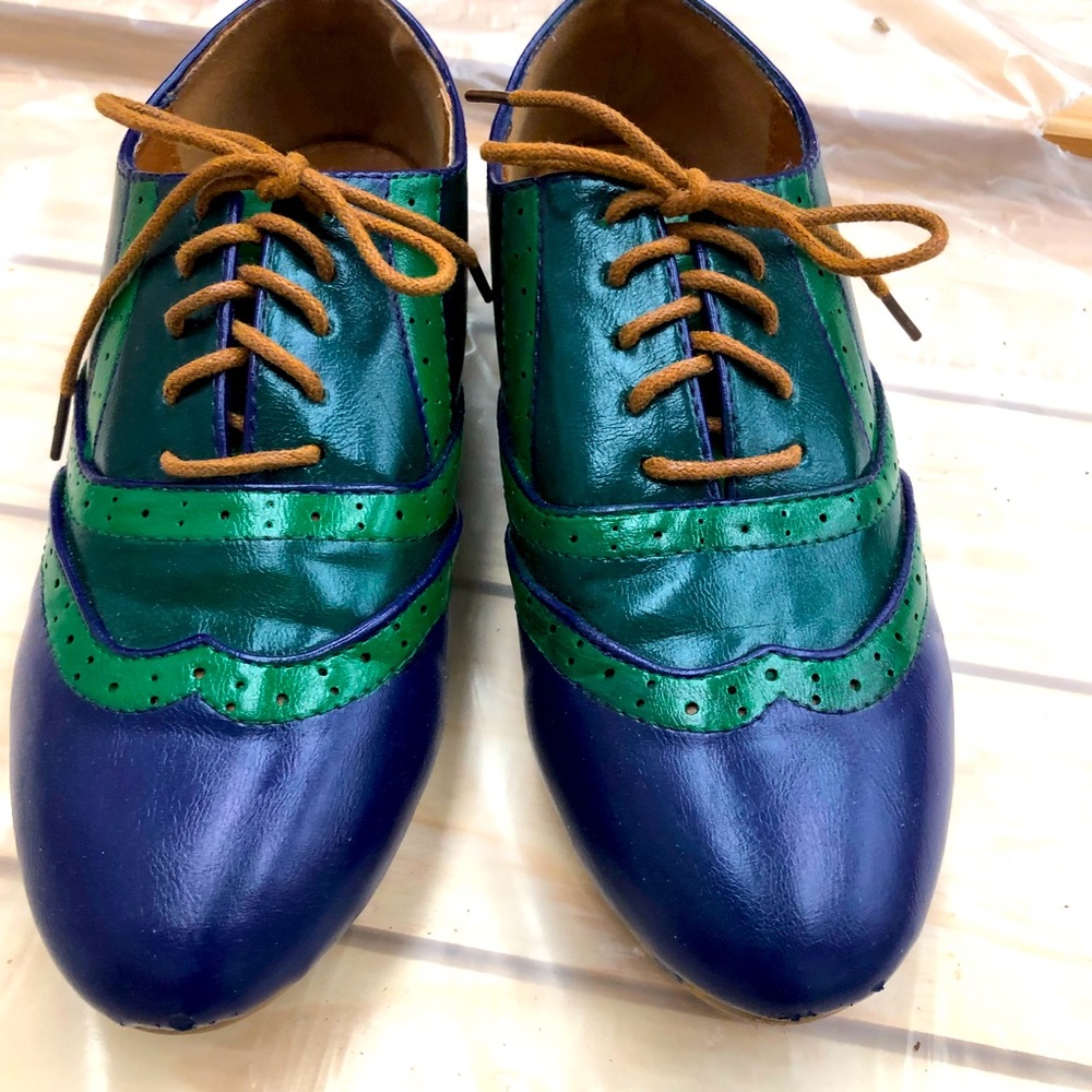 Custom painted Oxford flats